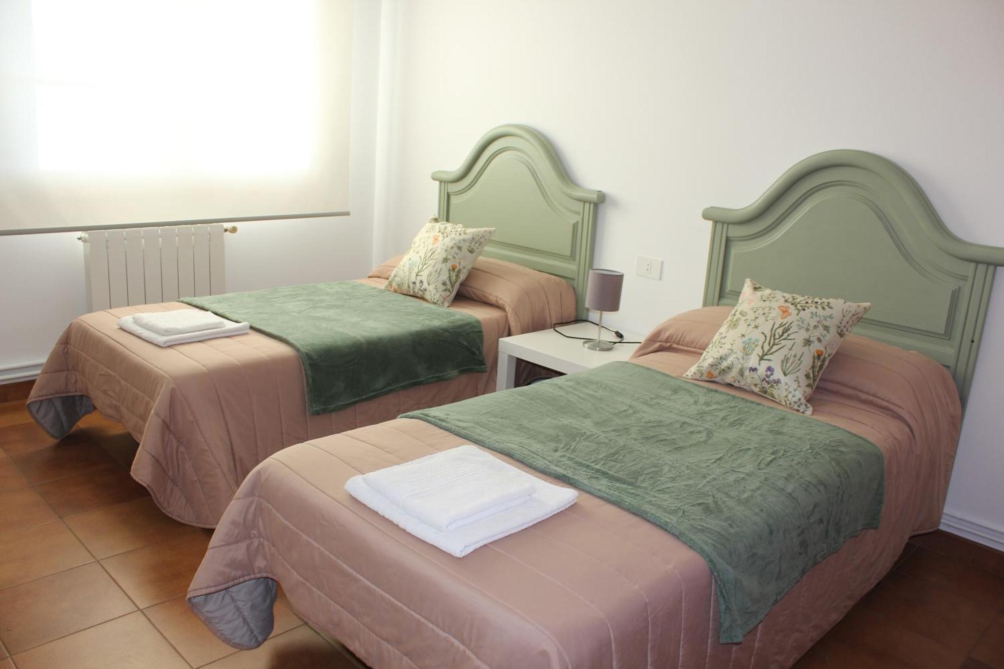 Meis Apartamento En Bloque Vivienda Con Piscina Y Barbacoa A 15 Min De La Playa מראה חיצוני תמונה